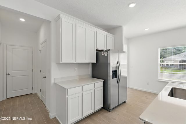 9053 WHINNY Way, Jacksonville, FL 32219