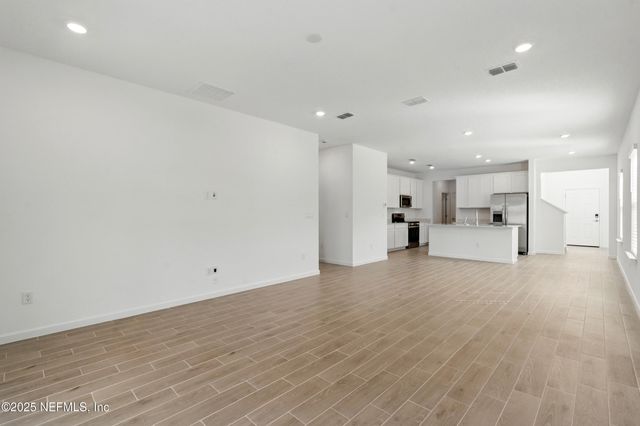 9053 WHINNY Way, Jacksonville, FL 32219