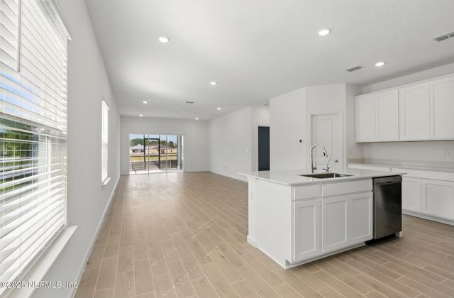 9053 WHINNY Way, Jacksonville, FL 32219
