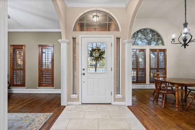 106 Manor Court N, Willow Park, TX 76087