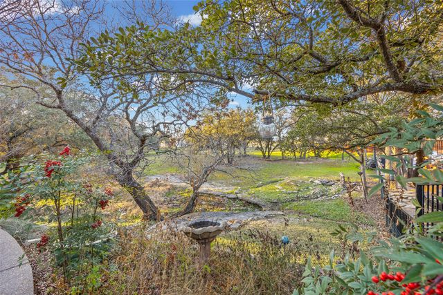 106 Manor Court N, Willow Park, TX 76087