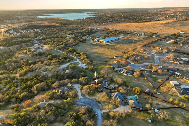 106 Manor Court N, Willow Park, TX 76087