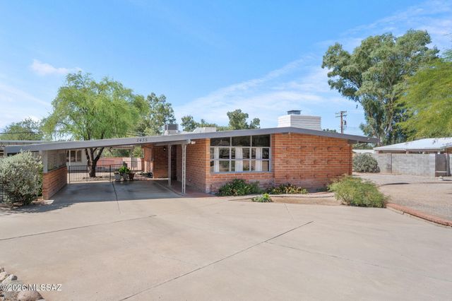 2435 N Bahana Drive, Tucson, AZ 85715