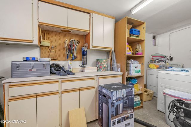 2435 N Bahana Drive, Tucson, AZ 85715