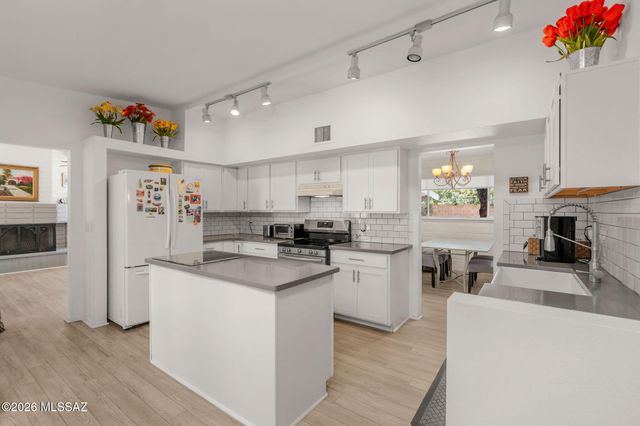 2435 N Bahana Drive, Tucson, AZ 85715