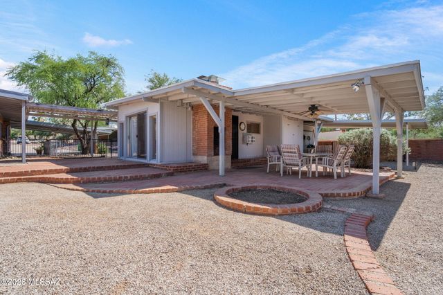 2435 N Bahana Drive, Tucson, AZ 85715