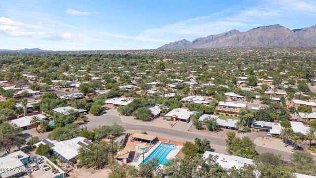 2435 N Bahana Drive, Tucson, AZ 85715