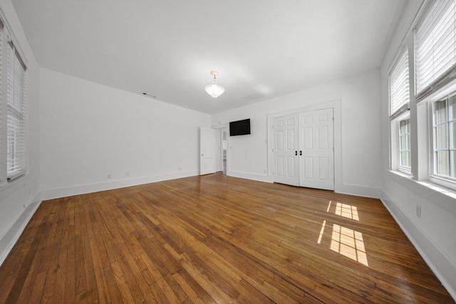 1320 Madeline Place, Fort Worth, TX 76107