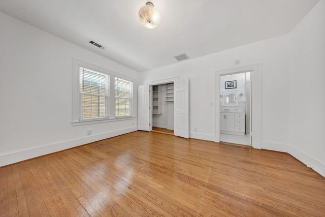 1320 Madeline Place, Fort Worth, TX 76107