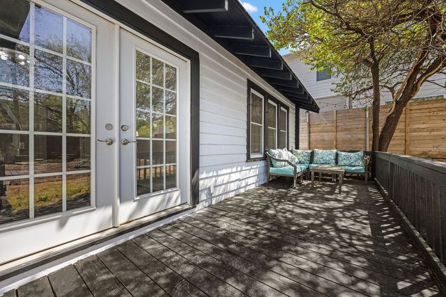 1320 Madeline Place, Fort Worth, TX 76107