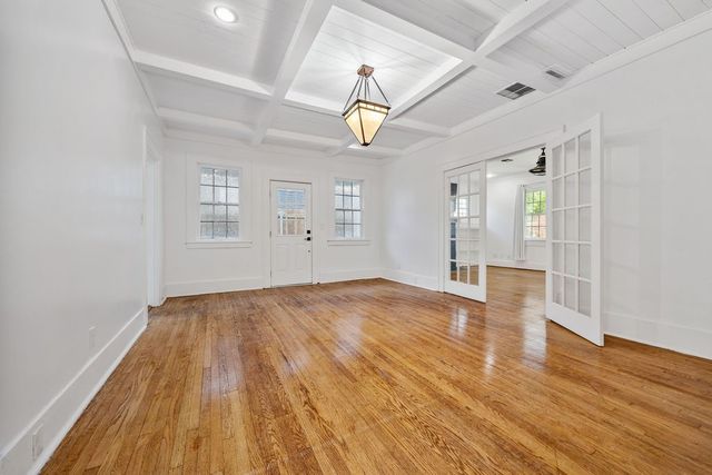 1320 Madeline Place, Fort Worth, TX 76107