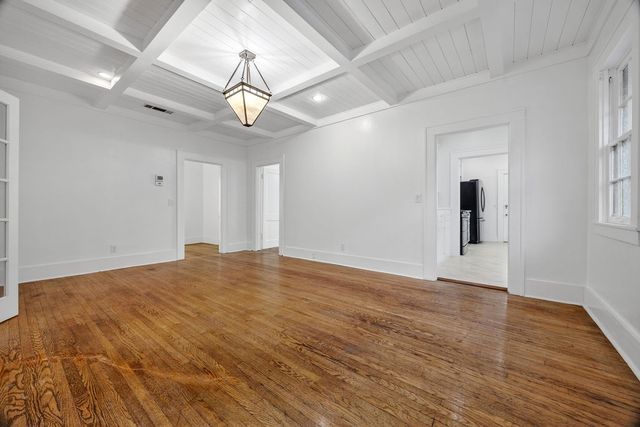 1320 Madeline Place, Fort Worth, TX 76107