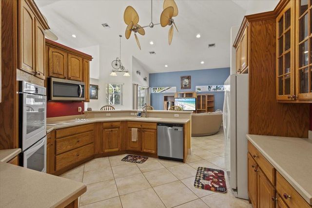 2161 SW Hyacinth Street, Port St. Lucie, FL 34953