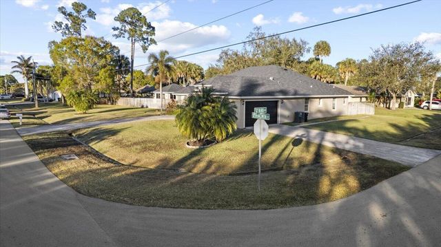 2161 SW Hyacinth Street, Port St. Lucie, FL 34953
