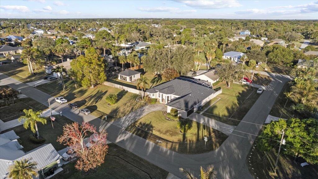 2161 SW Hyacinth Street, Port St. Lucie, FL 34953