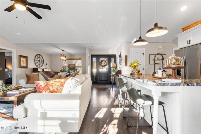 378 Thicket Drive NW, Calabash, NC 28467