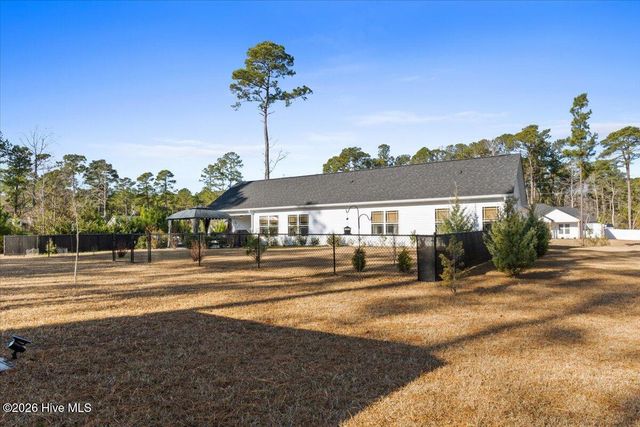 378 Thicket Drive NW, Calabash, NC 28467