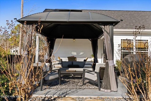 378 Thicket Drive NW, Calabash, NC 28467