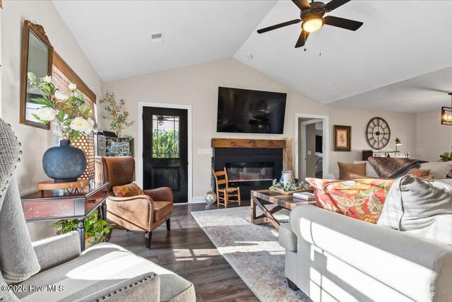 378 Thicket Drive NW, Calabash, NC 28467