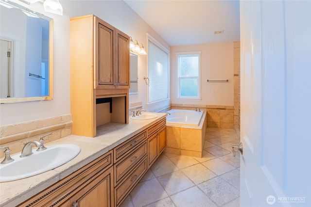 724 Alma Lane SE, Olympia, WA 98513
