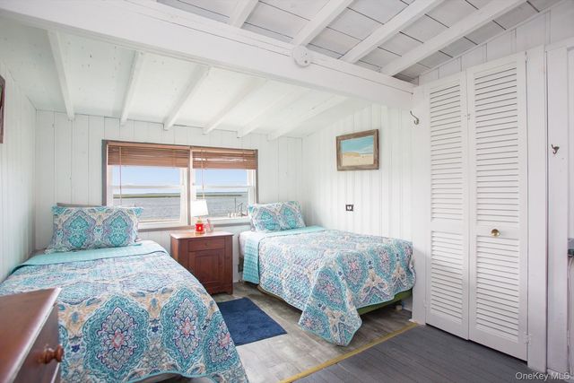 39 Point Road, Westhampton Beach, NY 11978