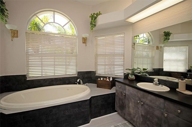 8933 THOREAU PLACE, Hudson, FL 34667