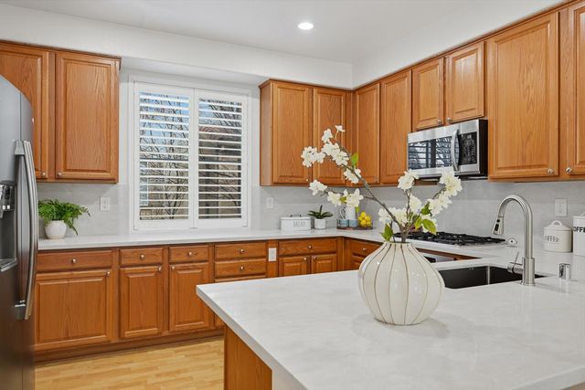 969 Mente Linda Loop, Milpitas, CA 95035