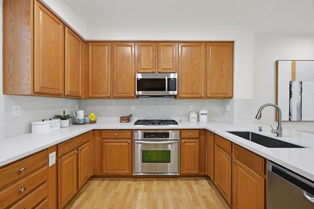 969 Mente Linda Loop, Milpitas, CA 95035