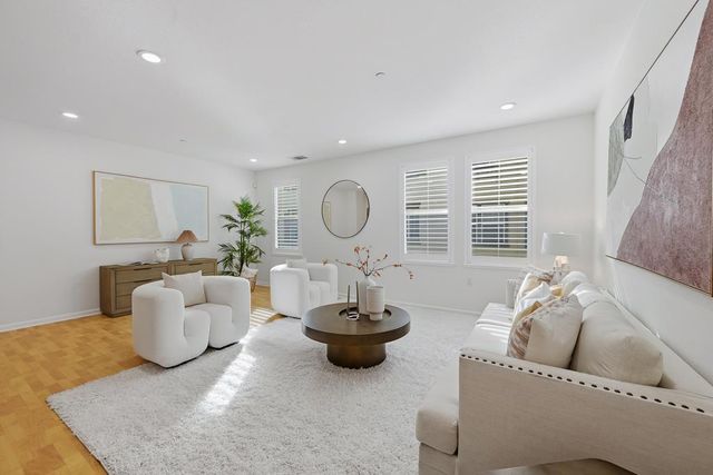 969 Mente Linda Loop, Milpitas, CA 95035