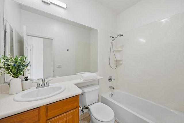 969 Mente Linda Loop, Milpitas, CA 95035