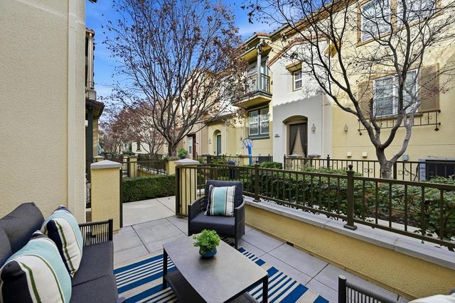 969 Mente Linda Loop, Milpitas, CA 95035