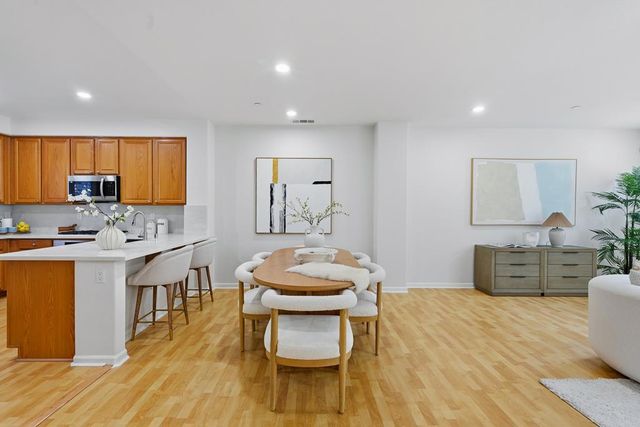 969 Mente Linda Loop, Milpitas, CA 95035