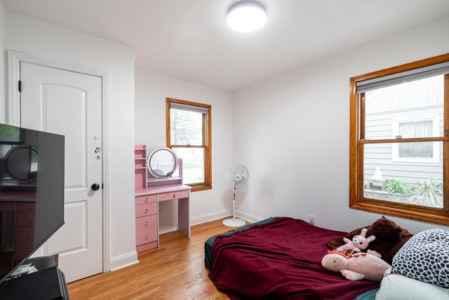 1012 111th STREET, Milwaukee, WI 53214
