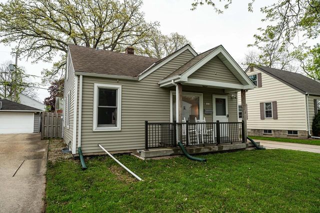 1012 111th STREET, Milwaukee, WI 53214