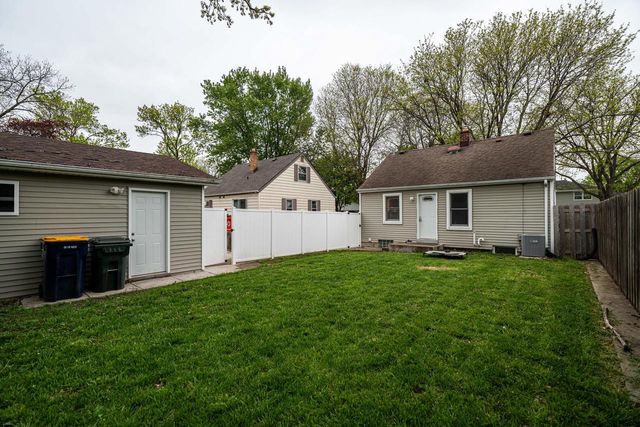 1012 111th STREET, Milwaukee, WI 53214