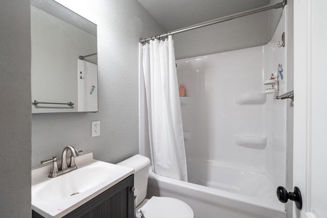 1012 111th STREET, Milwaukee, WI 53214