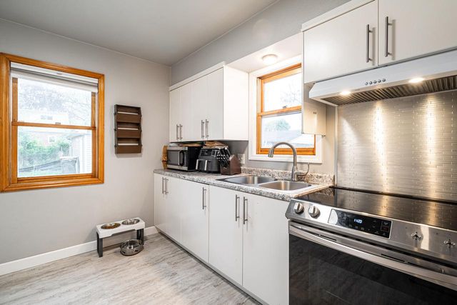 1012 111th STREET, Milwaukee, WI 53214