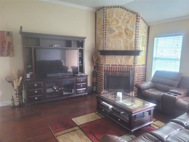 921 Brookhaven Drive, Lancaster, TX 75134