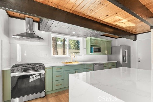 39933 Deer, Big Bear Lake, CA 92315