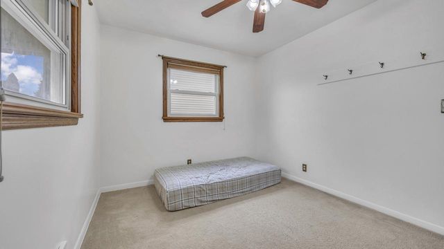 20 N National AVENUE, Fond Du Lac, WI 54935