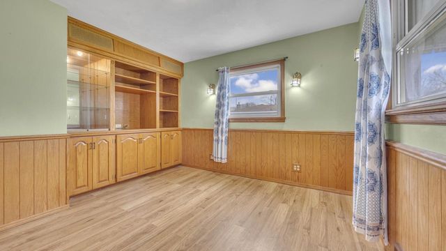 20 N National AVENUE, Fond Du Lac, WI 54935