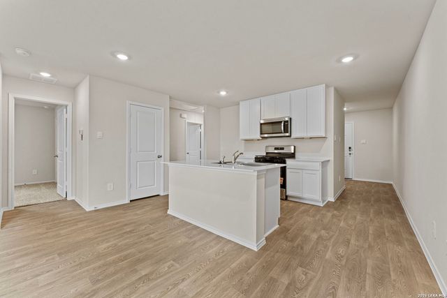 210 Langston Dr, Maxwell, TX 78640