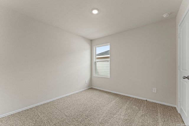 210 Langston Dr, Maxwell, TX 78640