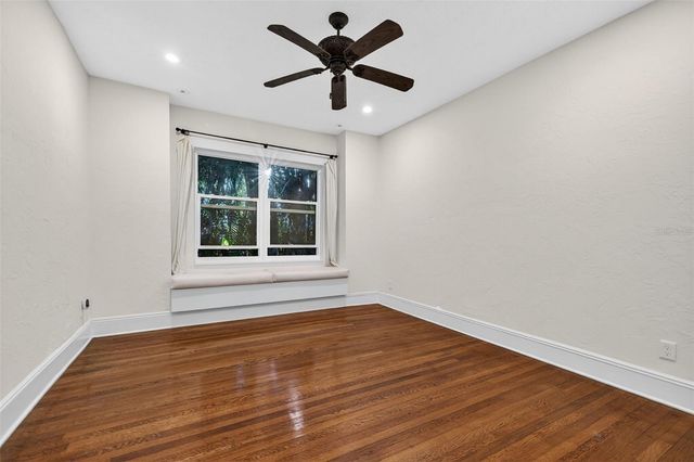 745 16TH AVENUE NE, St Petersburg, FL 33704