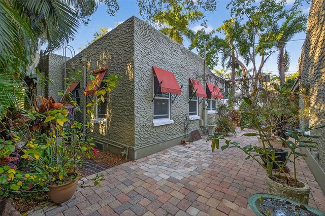 745 16TH AVENUE NE, St Petersburg, FL 33704