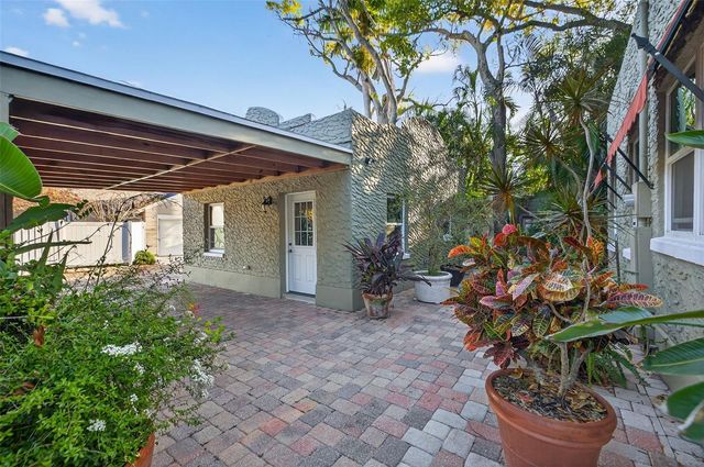 745 16TH AVENUE NE, St Petersburg, FL 33704