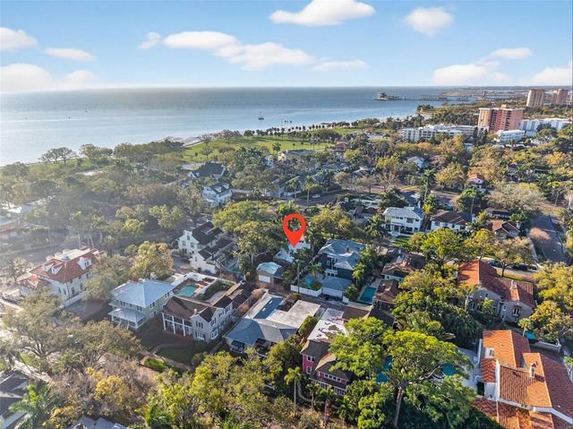 745 16TH AVENUE NE, St Petersburg, FL 33704