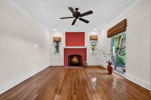 745 16TH AVENUE NE, St Petersburg, FL 33704