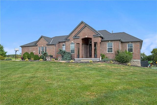 12937 S Alley Jackson Road, Lee's Summit, MO 64086