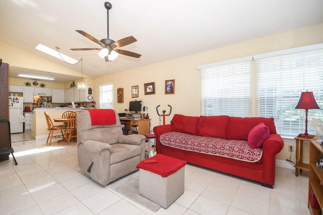 13038 Leader Street 991, Houston, TX 77072